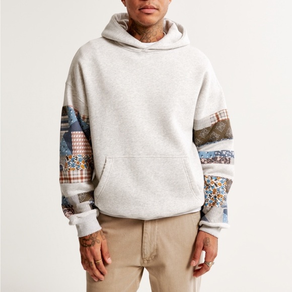 Abercrombie Essential Pop Over Hoodie - Picture 2 of 4